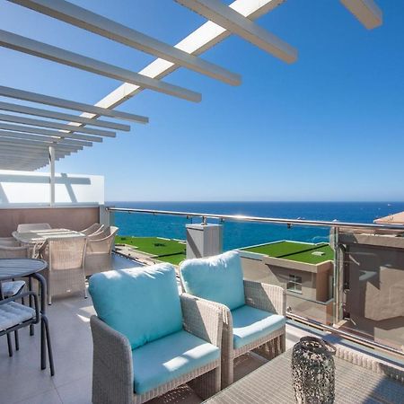 Апартаменты Luxury Penthouse, Panoramic Sea View Моган Экстерьер фото