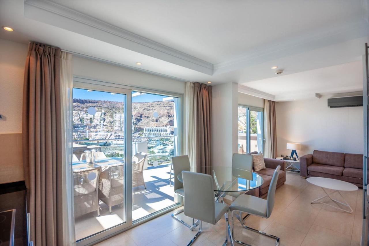 Апартаменты Luxury Penthouse, Panoramic Sea View Моган Экстерьер фото